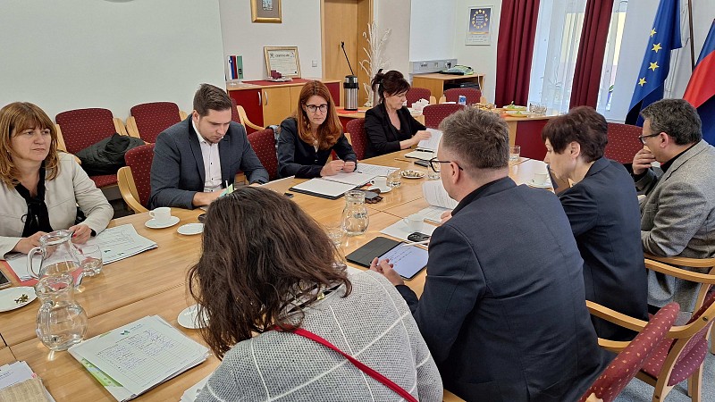 RRA GIZ z državno sekretarko za regionalni razvoj Andrejo Katič